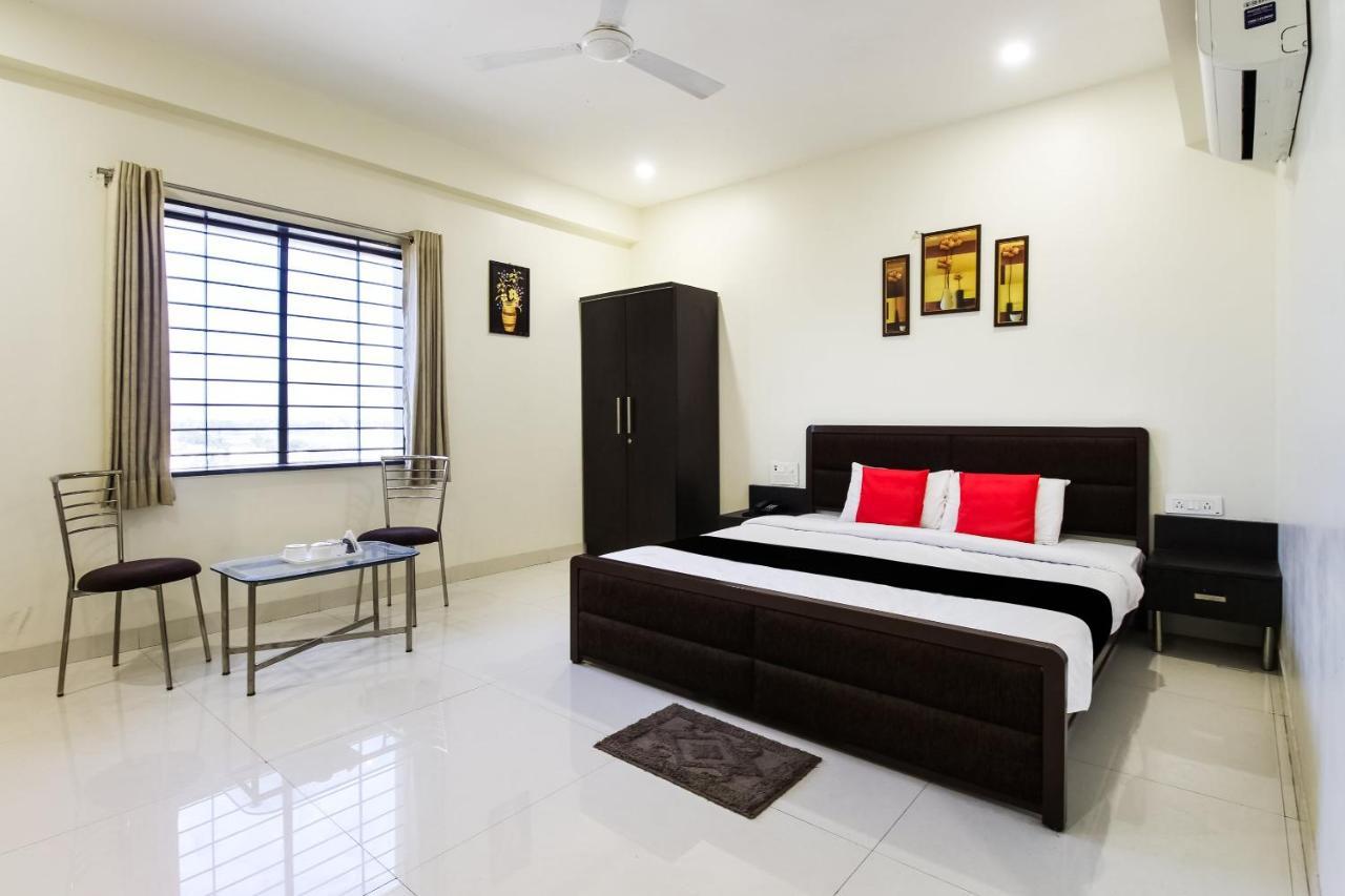 Capital O70964 Hotel D Mercy Nagpur Esterno foto